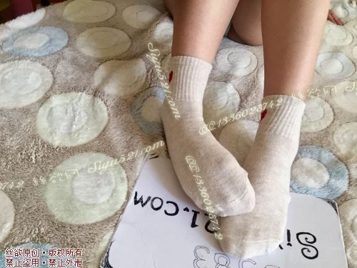 原味丝袜|袜类,臭棉袜,浅卡色阔爱桃心棉袜~