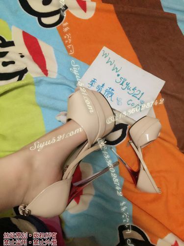 原味女鞋|鞋类,高中短跟,《本尊高端闲置霸屏》超高跟恨天高等努努G来恭请膜拜舐【鞋筒内里可以加黄金赐食费用另计】节日期间发顺丰