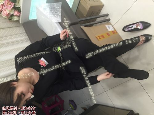 原味丝袜|袜类,臭棉袜,爱丽丝（本土的BYD）——2017年1月下旬顾客订购珠宝30妹妹工作丝袜（珠宝30妹妹-棉袜），此活动免费拍摄打包图可1双