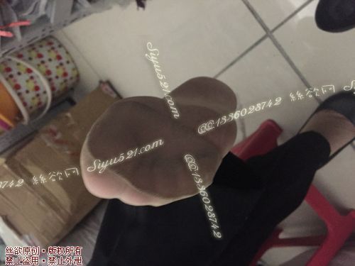 原味丝袜|袜类,臭短丝袜,致命臭(此活动MM随机，不能指定)——2017年2月中旬顾客订购致命臭活动MM（汗湿肉丝）现收足底实拍，不可选择MM，免费附带无水印高清收购足底实拍图。