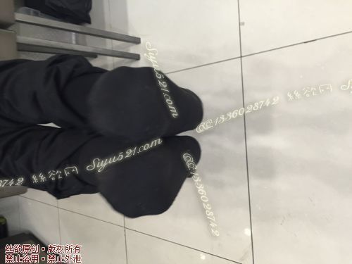 原味丝袜|袜类,臭棉袜,爱丽丝（本土的BYD）——2017年2月下旬顾客订购珠宝29妹妹工作丝袜（珠宝29妹妹-棉袜），此活动免费拍摄打包图可1双