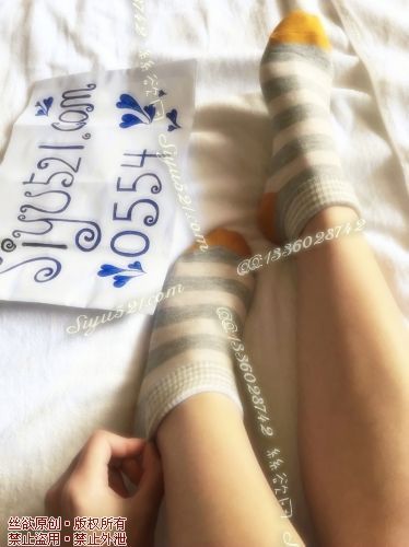 原味丝袜|袜类,臭棉袜,灰白色条纹 香臭可口 蜜汁诱惑 可爱棉袜