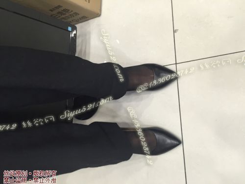 原味丝袜|袜类,臭短丝袜,爱丽丝（本土的BYD）——2017年3月初、中旬顾客订购珠宝29妹妹工作丝袜（特选-珠宝29妹妹-高跟黑丝），此活动免费拍摄打包图可1双