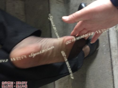 原味丝袜|袜类,臭短丝袜,致命臭(此活动MM随机，不能指定)——2017年4月初、中旬顾客订购致命臭活动MM（黑丝）现收足底实拍，不可选择MM，免费附带无水印高清收购足底实拍图。