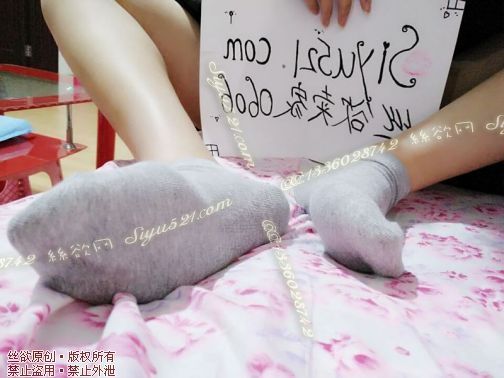 原味丝袜|袜类,臭棉袜,灰色简单系运动袜~