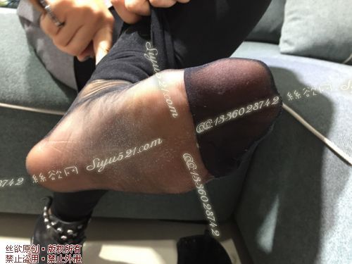 原味丝袜|袜类,臭短丝袜,致命臭(此活动MM随机，不能指定)——2017年5月初旬【赠送】顾客致命臭活动MM（黑丝）现收足底实拍，不可选择MM，免费附带无水印高清收购足底实拍图。