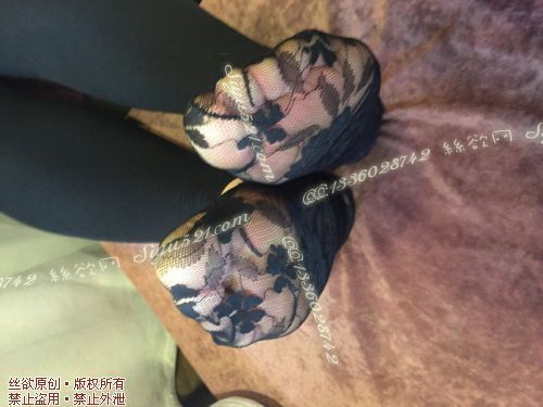 原味丝袜|袜类,臭船袜,致命臭(此活动MM随机，不能指定)——2017年5月初旬顾客订购致命臭活动MM（船袜）现收足底实拍，不可选择MM，免费附带无水印高清收购足底实拍图。