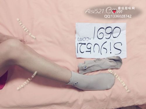 原味丝袜|袜类,臭棉袜,想被熏吗？尝尝本主穿了一个多周的臭棉袜