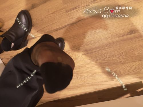 原味丝袜|袜类,臭短丝袜,致命臭(此活动MM随机,不能指定)——2019年1月初旬顾客订购(黑丝短袜)现收足底实拍