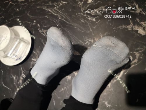 原味丝袜|袜类,臭棉袜,致命臭(此活动MM随机,不能指定)——2019年1月初旬顾客订购(烤肉06妹妹-棉袜)现收足底实拍