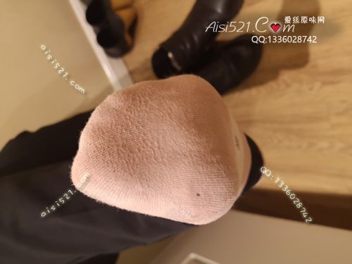 原味丝袜|袜类,臭棉袜,致命臭(此活动MM随机,不能指定)——2019年1月初旬顾客订购(导购12美女-恶臭棉袜)现收足底实拍