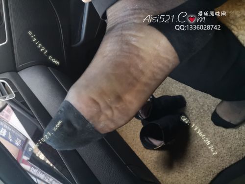 原味丝袜|袜类,臭短丝袜,致命臭(此活动MM随机,不能指定)——2019年1月初旬顾客订购(导购熟女-卡通丝袜)现收足底实拍