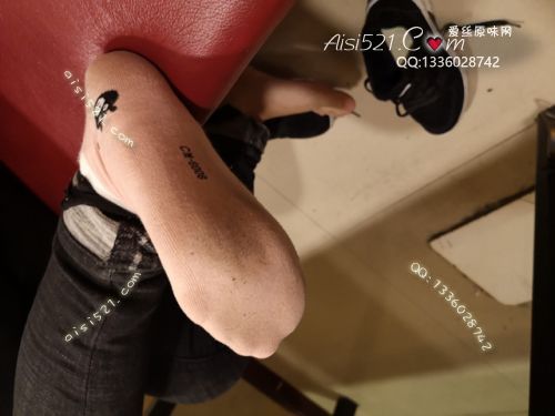 原味丝袜|袜类,臭棉袜,致命臭(此活动MM随机,不能指定)——2019年1月初旬顾客订购(烤肉06妹妹-棉袜)现收足底实拍