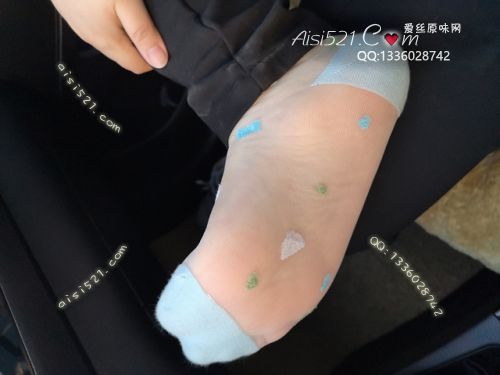 原味丝袜|袜类,臭短丝袜,致命臭(此活动MM随机,不能指定)——2019年1月下旬顾客订购(甜点店妹妹-卡通丝)现收足底实拍