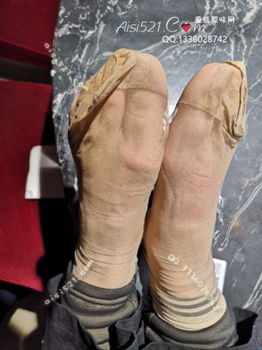 原味丝袜|袜类,臭短丝袜,爱丽丝(此活动可指定MM，但袜类随机)——2019年2月初、中旬顾客订购（烤肉09妹妹-肉丝），此活动免费拍摄打包图