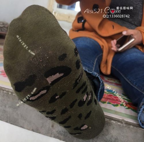 熟女丝——2019年4月份活动开始，可预订城镇熟女、商场销售汗脚丝袜活动开始，2双起订，订单备注袜子种类和收购场地原味丝袜|袜类臭棉袜