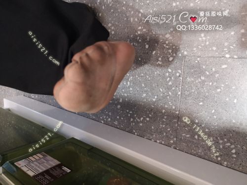 原味丝袜|袜类,臭短丝袜,致命臭(此活动MM随机，不能指定)——2019年6月中、下旬顾客订购（导购熟女-深肉丝）现收足底实拍