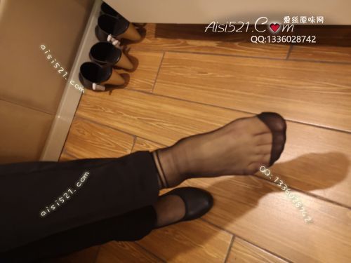 原味丝袜|袜类,臭短丝袜,致命臭(此活动MM随机，不能指定)——2019年7月份顾客订购（导购15美女-黑色短丝袜）现收足底实拍
