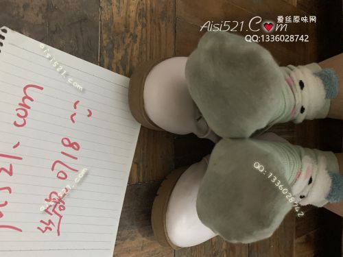 原味丝袜|袜类,臭棉袜,汗脚跑步穿出来的超级臭棉袜极品臭汗脚每天都出特别多的汗