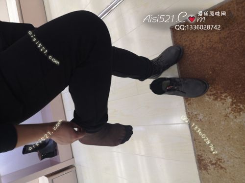 原味丝袜|袜类,臭短丝袜,致命臭(此活动MM随机，不能指定)——2019年11月份顾客订购（导购熟女黑丝）现收足底实拍