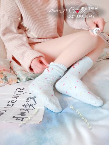 原味丝袜|袜类,臭棉袜,加绒蓝色棉袜 穿着热出了一脚汗 穿的都脚底发黑了