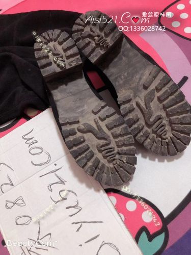 原味女鞋|鞋类,高中短靴,被磨的脏脏鞋底！