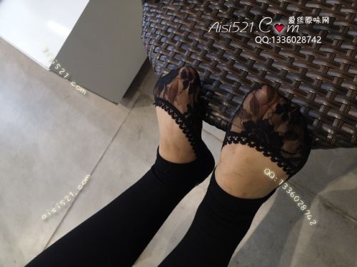 原味丝袜|袜类,臭船袜,爱丽丝(此活动可指定MM，但袜类随机)——2019年12月份顾客订购（奢店02船袜），现收足底实拍，此活动免费拍摄打包图