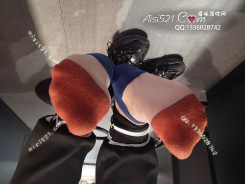 原味丝袜|袜类,臭棉袜,致命臭(此活动MM随机，不能指定)——2019年12月份顾客订购（导购卡通丝）现收足底实拍