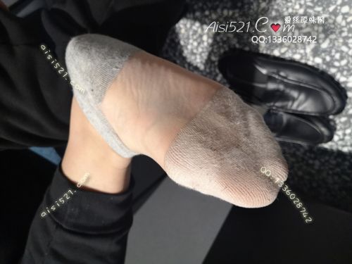 原味丝袜|袜类,臭短丝袜,致命臭(此活动MM随机，不能指定)——2019年末顾客订购（导购卡通丝）现收足底实拍