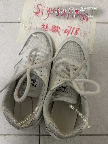 原味女鞋|鞋类,运动鞋,买鞋送重口味连裤丝袜，穿了一年多的超级臭运动鞋我汗脚跑步穿的白球鞋都是脚汗脚泥