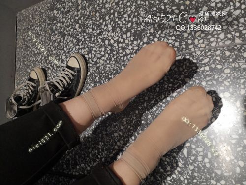 原味丝袜|袜类,臭短丝袜,致命臭(此活动MM随机，不能指定)——2020年4月份顾客订购（导购肉丝）现收足底实拍