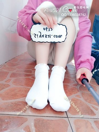 原味丝袜|袜类,臭棉袜,白色短袜，好多天没洗脚，穿着味道太棒啦