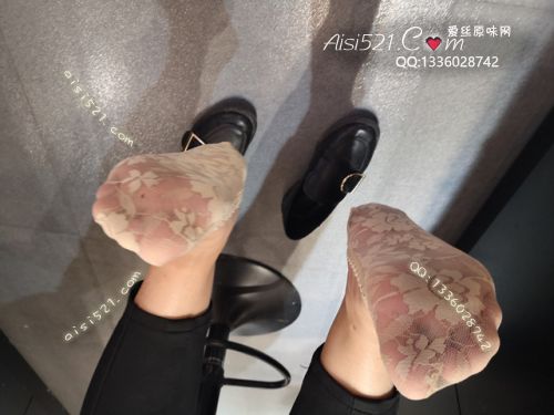 原味丝袜|袜类,臭船袜,致命臭(此活动MM随机，不能指定)——2020年5月份顾客订购（导购船袜）现收足底实拍