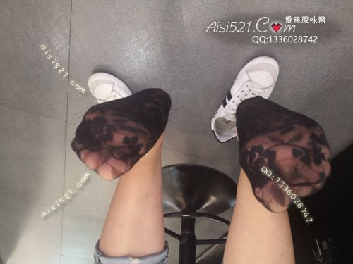 原味丝袜|袜类,臭船袜,致命臭(此活动MM随机，不能指定)——2020年5月份顾客订购（导购船袜）现收足底实拍