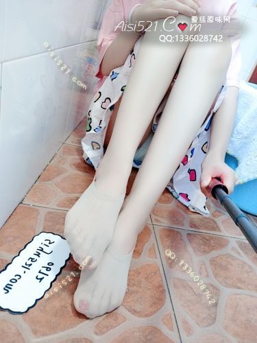 原味丝袜|袜类,臭船袜,性感冲动船袜短丝，脚底摩擦了很久，入味