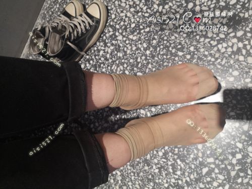 原味丝袜|袜类,臭短丝袜,致命臭(此活动MM随机，不能指定)——2020年6月份顾客订购（导购肉丝）现收足底实拍