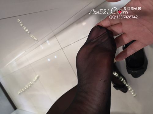 原味丝袜|袜类,臭连裤袜,爱丽丝(此活动可指定MM，但袜类随机)——2020年7月份顾客订购（化妆品黑丝连裤），现收足底实拍，此活动免费拍摄打包图