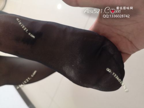 原味丝袜|袜类,臭连裤袜,爱丽丝(此活动可指定MM，但袜类随机)——2020年8月份顾客订购（珠宝妹妹黑丝连裤），现收足底实拍，此活动免费拍摄打包图