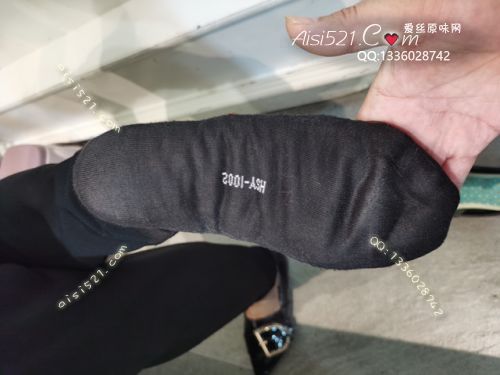 原味丝袜|袜类,臭短丝袜,致命臭(此活动MM随机，不能指定)——2020年10月份【买2增1活动期间】顾客订购（导购卡通丝）现收足底实拍