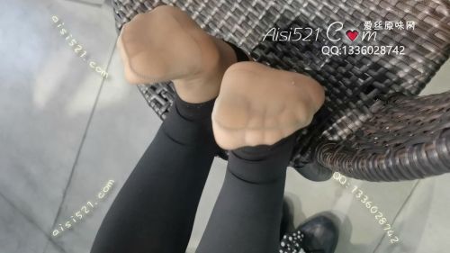 原味丝袜|袜类,臭短丝袜,致命臭(此活动MM随机，不能指定)——2020年10月份【买2增1活动期间】顾客订购（奢店03咖啡丝）现收足底实拍