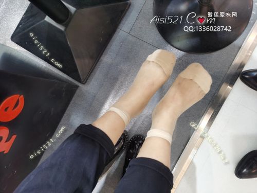 原味丝袜|袜类,臭短丝袜,致命臭(此活动MM随机，不能指定)——2020年10月份【买2增1活动期间】顾客订购（导购棉底肉丝）现收足底实拍