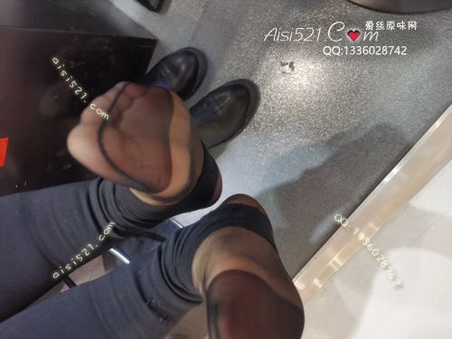 原味丝袜|袜类,臭短丝袜,致命臭(此活动MM随机，不能指定)——2020年10月份【买2增1活动期间】顾客订购（奢店04黑丝）现收足底实拍