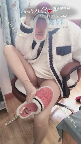 原味女鞋|鞋类,凉鞋拖鞋,主人臭臭的的棉拖鞋配肉色的丝袜是这么的臭美，你啧啧赞叹着闻拍打着自个的脸蛋和PP蛋