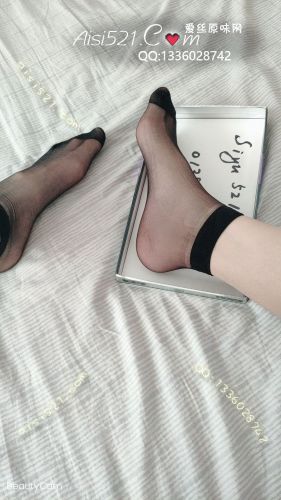 原味丝袜|袜类,臭短丝袜,黑色超薄短丝，主人的丝袜不臭哦，含在嘴里是独特的汗香~~