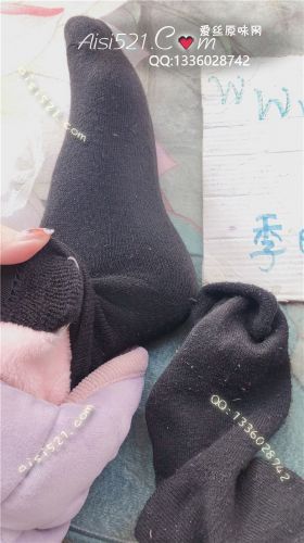原味丝袜|袜类,臭棉袜,加绒一个星期黑色厚臭棉袜吸汗吸味一双，打开全是脚丫飞散的死皮，每天用烤火笼子烘脚熏死人啦