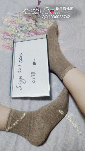 原味丝袜|袜类,臭棉袜,棕色棉袜，主人的袜袜不臭哦，含在嘴里是一股独特的汗香