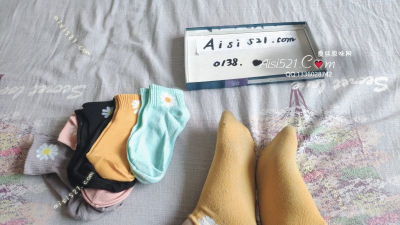 原味丝袜|袜类,臭棉袜,短袜非纯棉，透气性不如棉的易出味，多色可选雏菊短袜