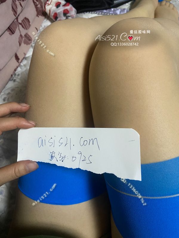 原味丝袜|袜类,臭长筒丝袜,少见的蓝色边丝丝 袜底超臭有设计感