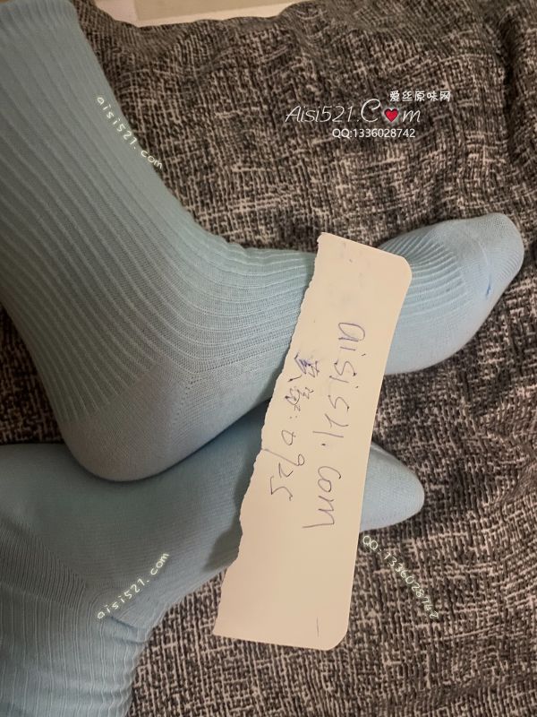 原味丝袜|袜类,臭棉袜,实物是超好看的蓝色哦～ 配上黑脚底太赞啦