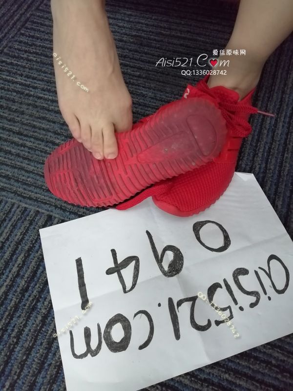 原味女鞋|鞋类,运动鞋,3年多了，鞋底都洗不干净了，汗脚足妹，还能给哥哥穿脏一点噢